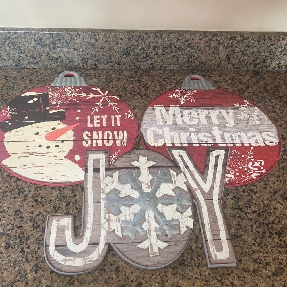 Set of 3 Christmas Wall Hangings